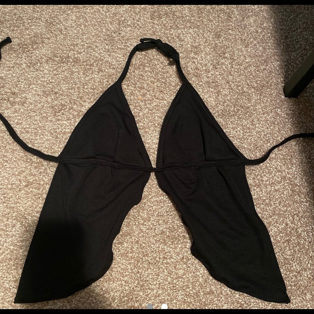 2000s style top all black